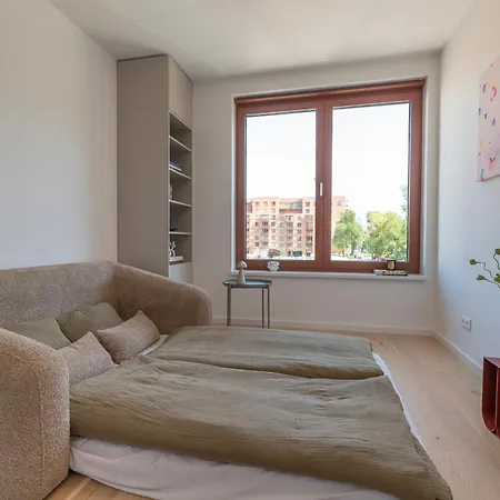 Zwirn By Ellements, Brand New With Free Parking Bratislava